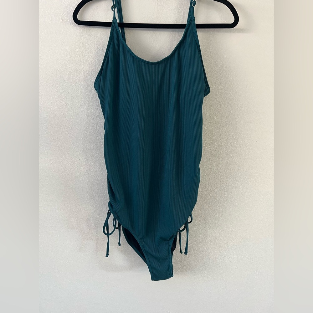Maternity Swimsuit, EUC, size L